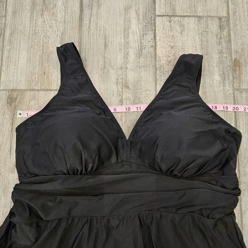 torrid black one